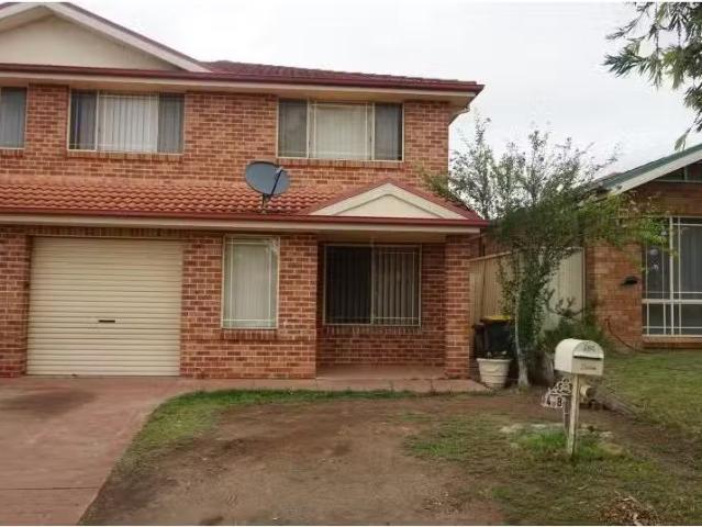 Charming 4 BR 4B Corindi Cl, HOXTON PARK House for rent Liste.