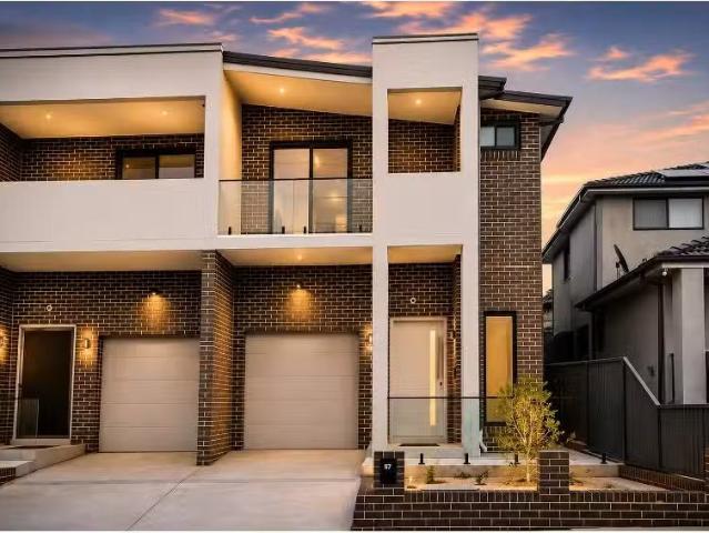 Nice 4 BR 57 Hampden Road, South Wentworthville Townhouse for.
