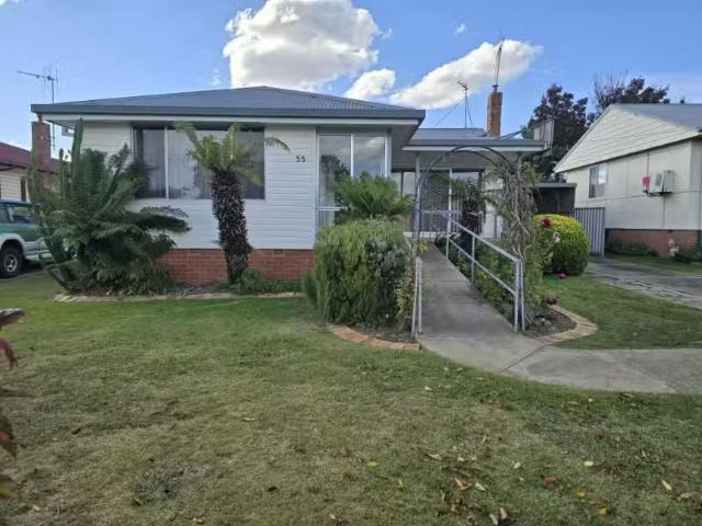 Cheap 4 BR 55 Dale Street, ORANGE House for rent Listed by Ke.