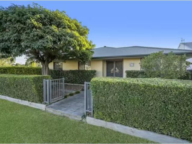 Rental! 4 BR 63 High Street, WALLALONG House for rent Listed.
