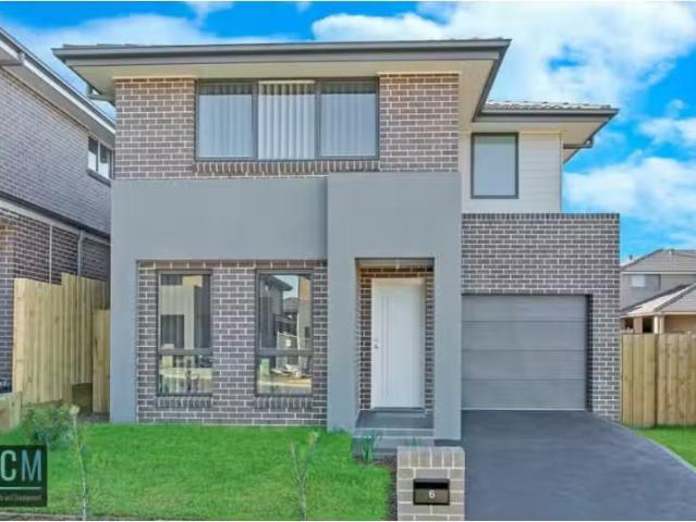 Just in! 4 BR 6 Brindabella Crescent, Schofields House for ren.