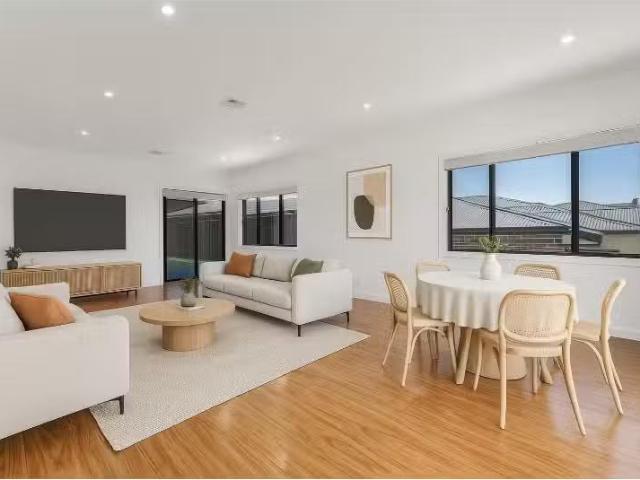 Just in! 4 BR 72 Limb Circuit, MONCRIEFF House for rent Liste.