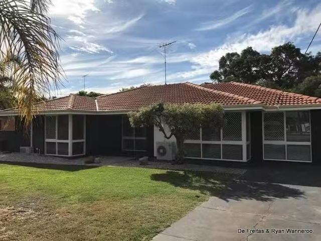 Cheap 4 BR 7 Nash Street, Hillarys, WA 6025