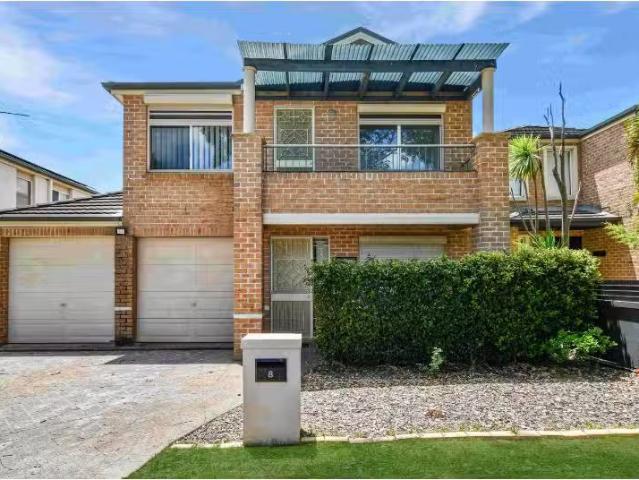 New 4 BR 8 Melaluca Avenue, FAIRFIELD EAST House for rent Lis.
