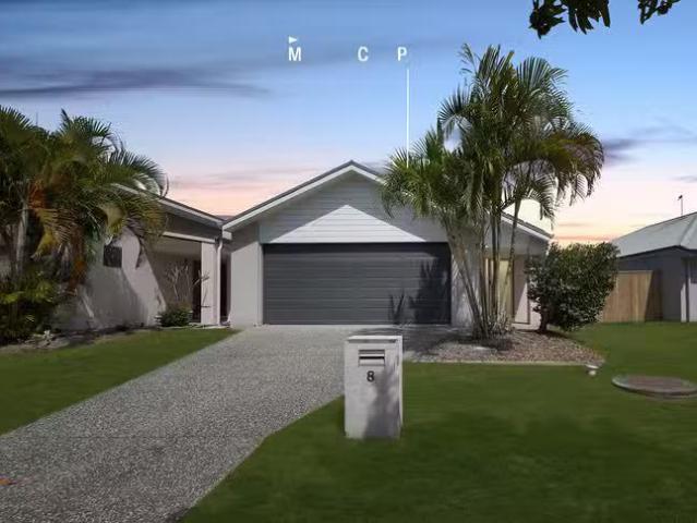 Deal! 4 BR 8 Warilla View, Blacks Beach, QLD 4740