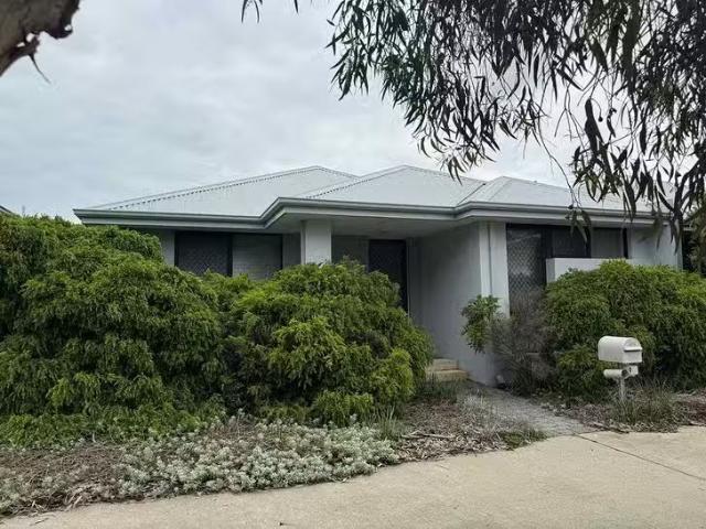 Cheap 4 BR 9 Triller Lane, Erskine, WA 6210