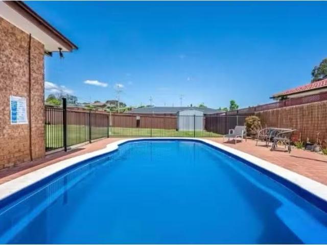 Charming 4 BR 10 Edward Street, The Oaks House for rent Liste.
