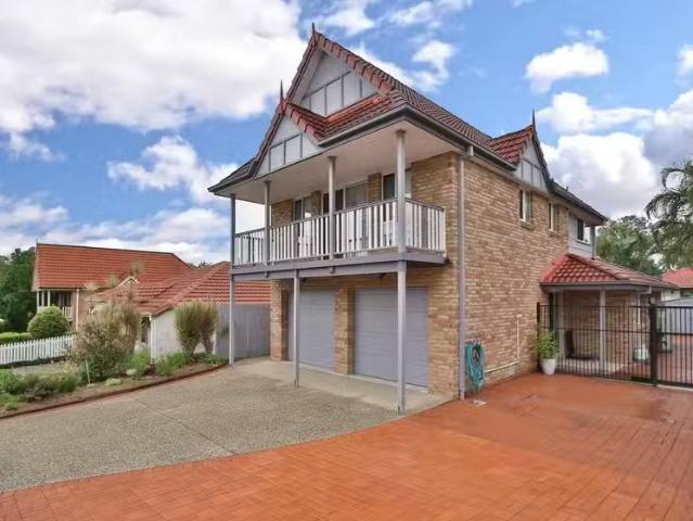 For Rent! 4 BR 10 Eider Close, FOREST LAKE, QLD 4078 House f.