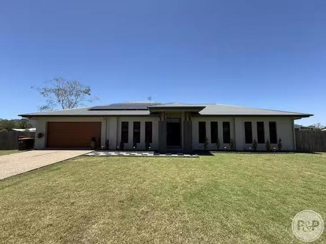 For Rent! 4 BR 10 Harness Road, Kelso, QLD 4815