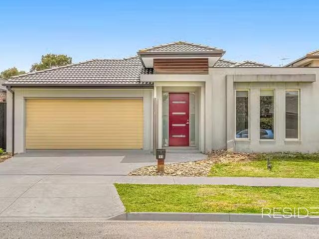 Charming 4 BR 11 Apricot Avenue, Mernda, VIC 3754