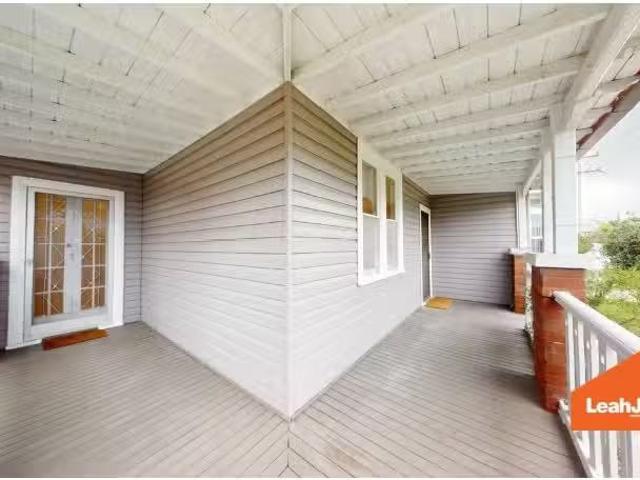 For Rent! 4 BR 11 Glebe Road, The Junction House for rent Lis.