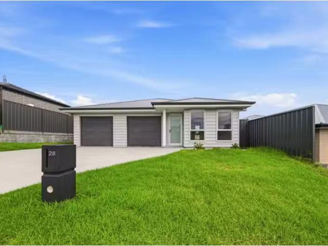 Charming 4 BR 1/28 Seena Dr, Edgeworth Townhouse for rent Lis.