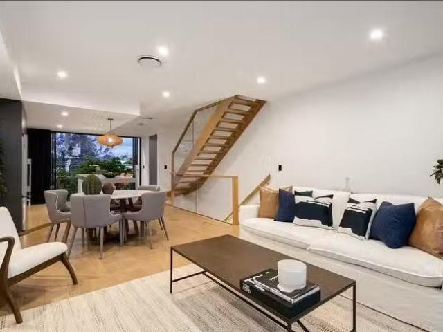 New 4 BR 12 Grayson Street, Morningside, QLD 4170