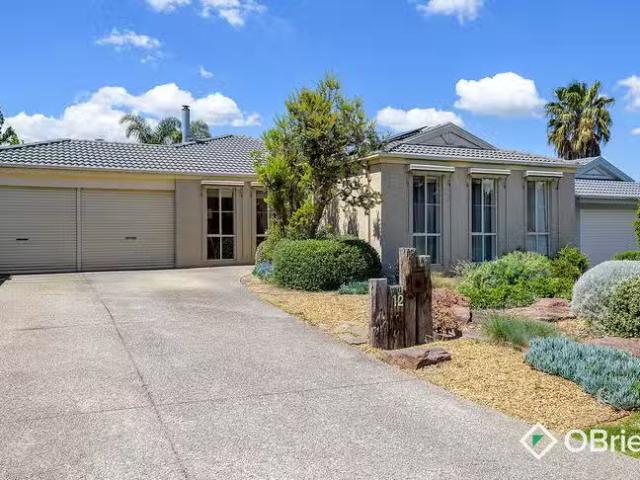 Just in! 4 BR 12 Sundown Walk, Frankston South, VIC 3199