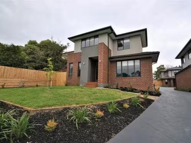 Cozy 4 BR 1/33 Banyule Road, Rosanna, VIC 3084