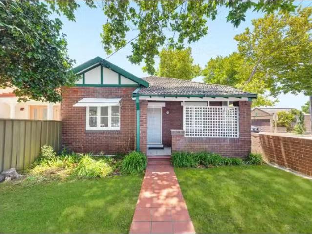 Rental! 4 BR 146 Chandos Street, Crows Nest House for rent Li.