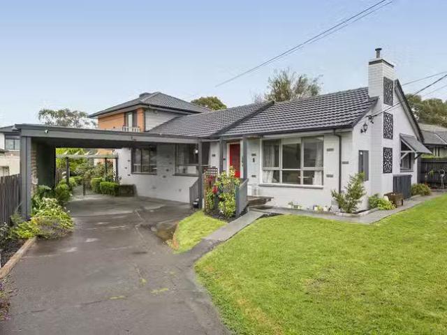 Charming 4 BR 14 Fitzgerald Street, Ringwood East, VIC 3135