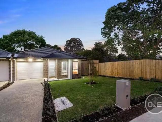 Unique 4 BR 14 Henty Court, Croydon, VIC 3136