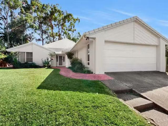 Cozy 4 BR 15 Hoop Pine Court, BUDERIM, QLD 4556 House for Rent