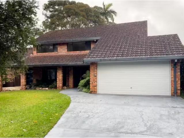Unique 4 BR 16 Patterson Avenue, West Pymble House for rent L.