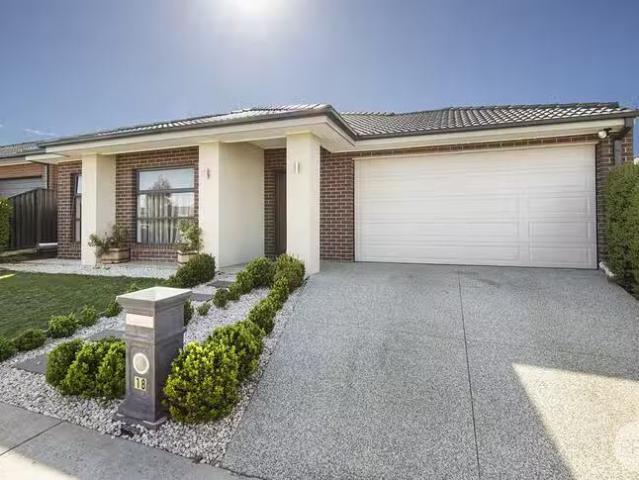 New 4 BR 18 Settlers Drive, Bonshaw, VIC 3352