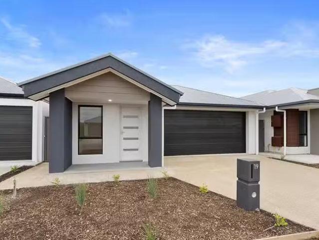 Cheap 4 BR 19 Goderich Street, Munno Para Downs, SA 5115