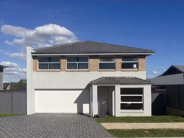 For Rent! 4 BR 27 Illyria Street, ROSEMEADOW House for rent L.
