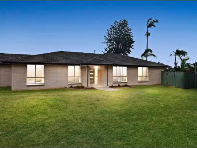 Cozy 4 BR 26 Brown Street, Cessnock House for rent Listed by.