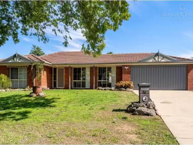 Cheap 4 BR 30 Kimberley Drive, Tatton House for rent Listed b.