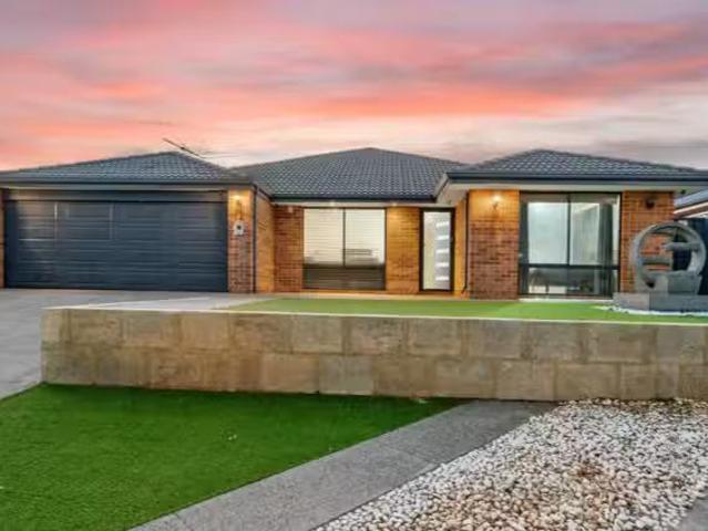 Cheap 4 BR 39 Shiralee Bend, Carramar, WA 6031