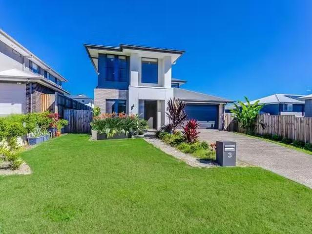 Just in! 4 BR 3 Honeysuckle Crescent, Bridgeman Downs, QLD 4035