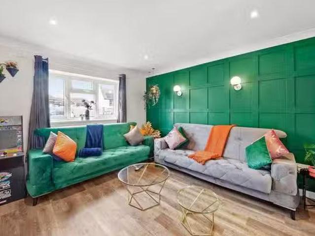 Charming 4 BR Three Wells Road