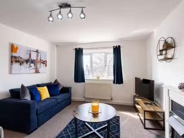 Nice 4 BR Manor Road