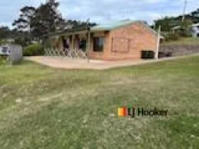 Cheap 4 Hazel Road, Moruya Heads, NSW 2537