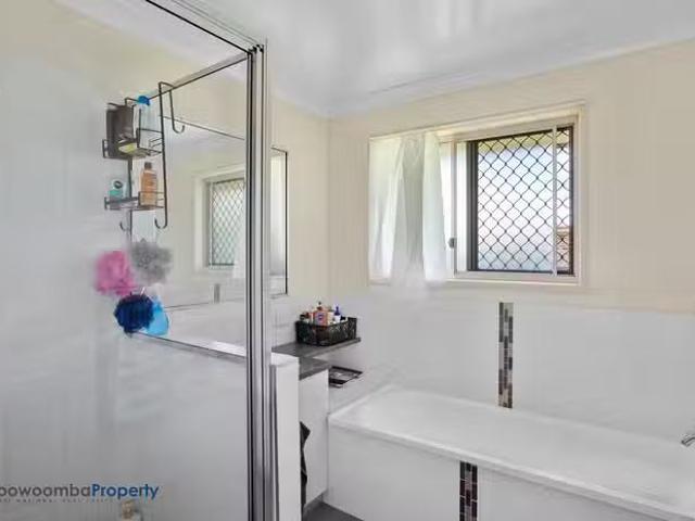 New 4 Jade Close, Darling Heights, QLD 4350