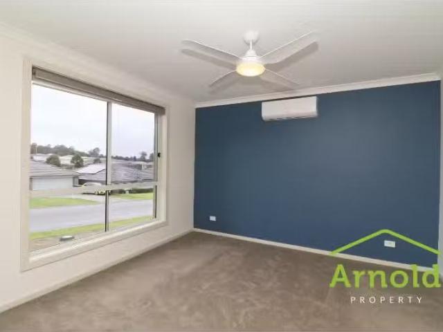 Cheap 4 Lavender Close, Gillieston Heights House for rent Lis.
