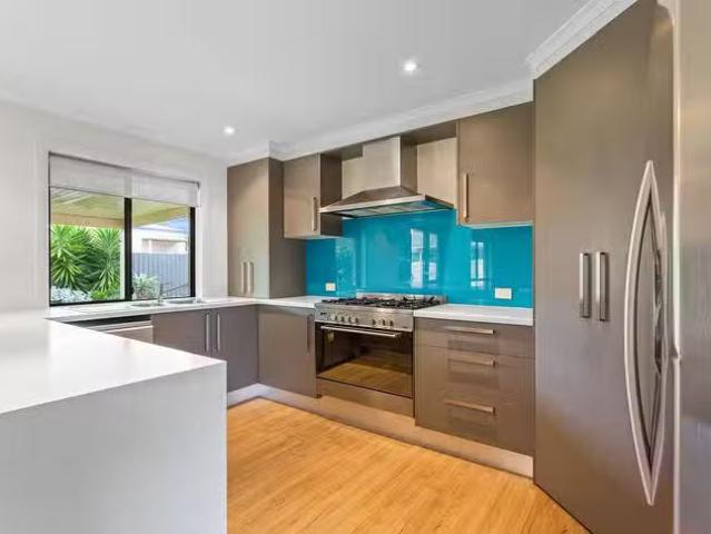 Deal! 4 Patrick Street, Coffin Bay, SA 5607