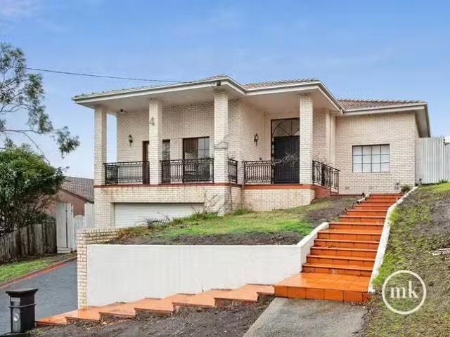 Cheap 4 Pinjarra Court, Diamond Creek, VIC 3089