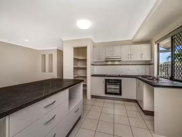 Rental! 4 Romboli Court, Burdell, QLD 4818
