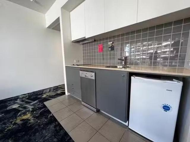 For Rent! 504/1 Marlin Parade, Cairns City, QLD 4870