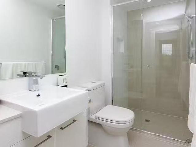 Cheap 501/19 Isedale Street, Wooloowin, QLD 4030