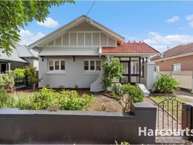 Charming 50 Skelton Street, Hamilton East House for rent List.
