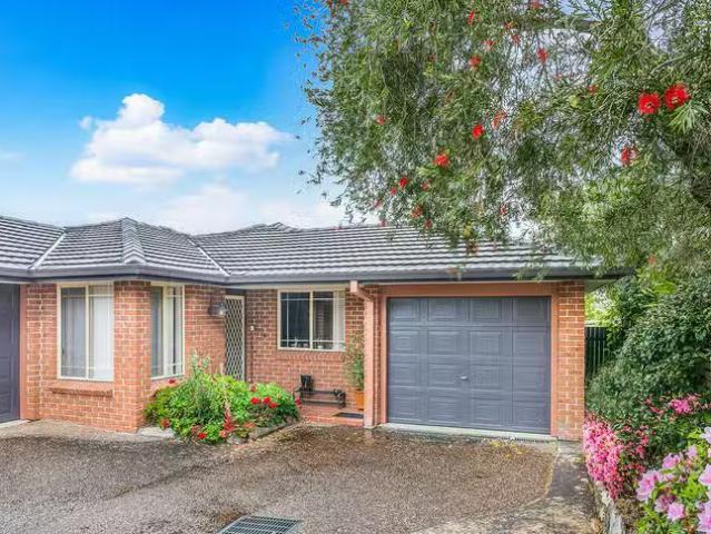 Charming 5/198 Burraneer Bay Road, Caringbah South, NSW 2229