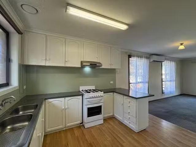Unique 5/10 14 Crofton Street, Geelong West, VIC 3218