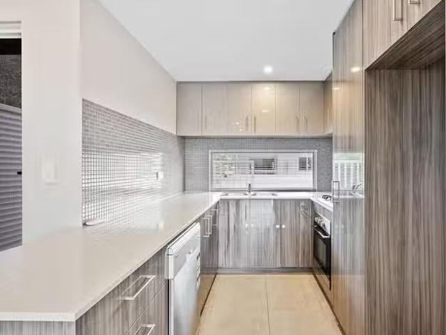 Rental! 5/1 Eric Street, Midland, WA 6056