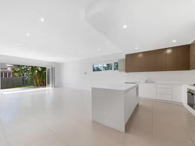 Deal! 51 Sutherland Street, St Peters, NSW 2044