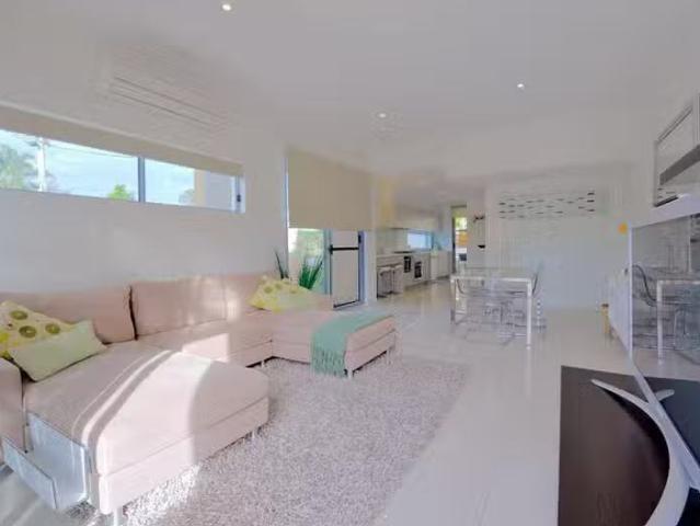 Cozy 5/1 Robbins Street, Corinda, QLD 4075