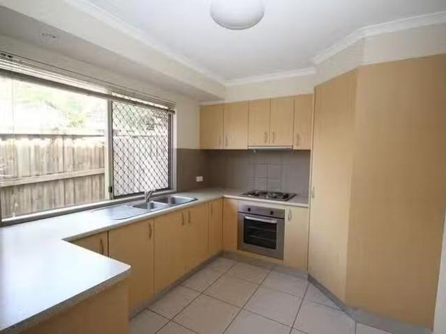 Cozy 5/25 Law Street South, Redbank, QLD 4301