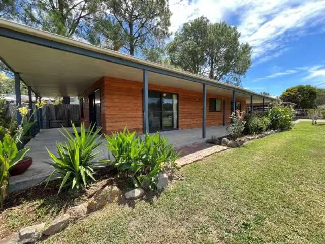 For Rent! 52 Bennett Street, Millfield House for rent Listed.