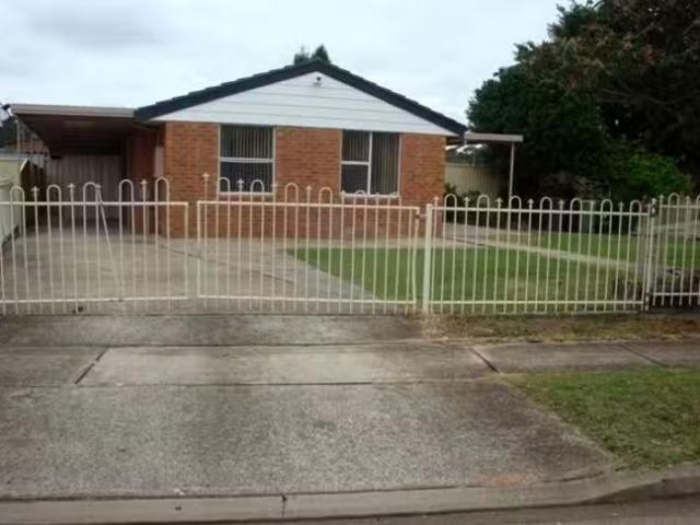 Rental! 52 Dransfield Road, Edensor Park, NSW 2176